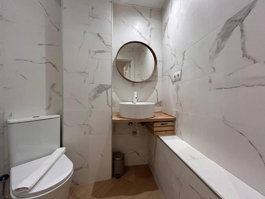 Ideal Studio In Cuatro Caminos - Guipuzcoa Madrid Exteriör bild